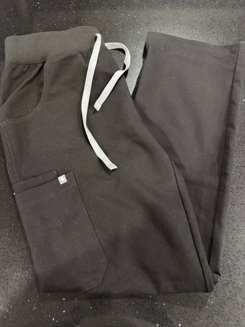 Figs Kade Scrub pants - Picture 2 of 3